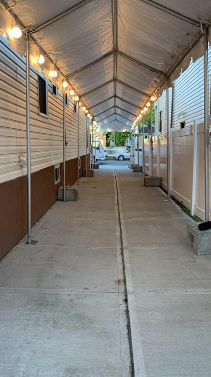 8' Wide Frame Tents 8' Wide Frame Tents